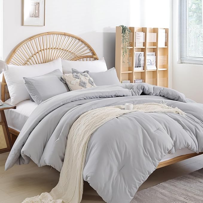 Light Grey Comforter Set King Size - 3 Pieces Lightweight Grey Solid Bedding Set - All Season Fluffy Microfiber Bed Set (1 Comforter, 2 Pillowcases) - LeafyLoom