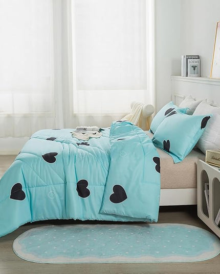 Love Pattern Girls Comforter Set King Size, Sky Blue Cute Love Heart Print Comforter Bedding Set for All Seasons, Geometric Soft Microfiber 3 Pieces Comforter Set with Pillowcases - LeafyLoom