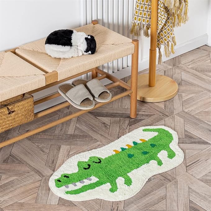 Green Crocodile Shaped Rug Cute Faux Animal Print Bathroom Rug Bath Mat Bath Carpet Shower Rug for Home Decor Bathroom Tub Floor Water Absorption Non-Slip Small Carpet Door Mat Playmat 15.7x29.5in - LeafyLoom