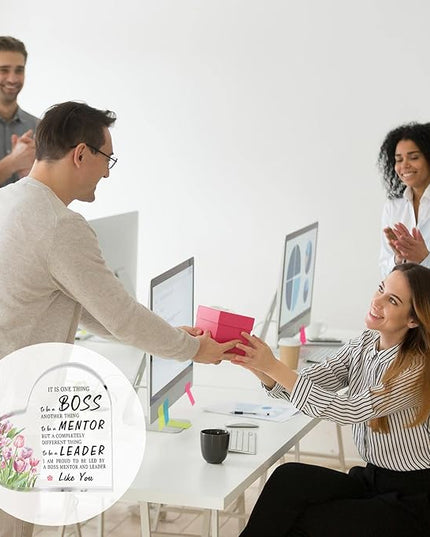 ACSENCETER Thank You Boss Gift for Women It is One Thing to Be A Boss Night Lights for Boss Lady Acrylic Office Desk Decoration for Leader USB Night Lamp Keepsake Birthday Gift from Staff 3.7" - LeafyLoom
