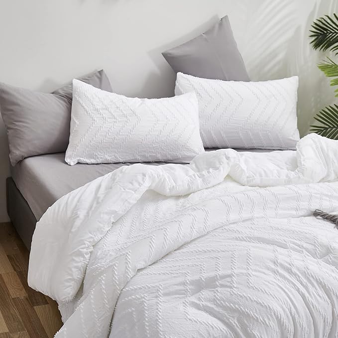Wellboo White Tufted Jacquard Boho Comforter Set King Size White Bedding Set Shabby Chic All Season Bed Quilt Women Men White Farmhouse Embroidery Blanket Soft Adult Broken Line Wave Geometry Bed - LeafyLoom