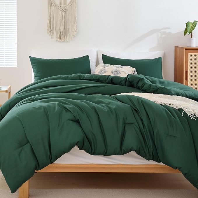 ROSGONIA King Size Comforter Set Emerald Green, 3pcs (1 Boho Dark Forest Comforter & 2 Pillowcases), All Season Blanket Lightweight Bedspreads Quilt - LeafyLoom