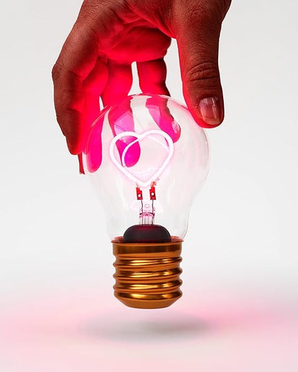 Suck UK Heart Shaped LED Light Bulb, Pink, 1 Count - LeafyLoom
