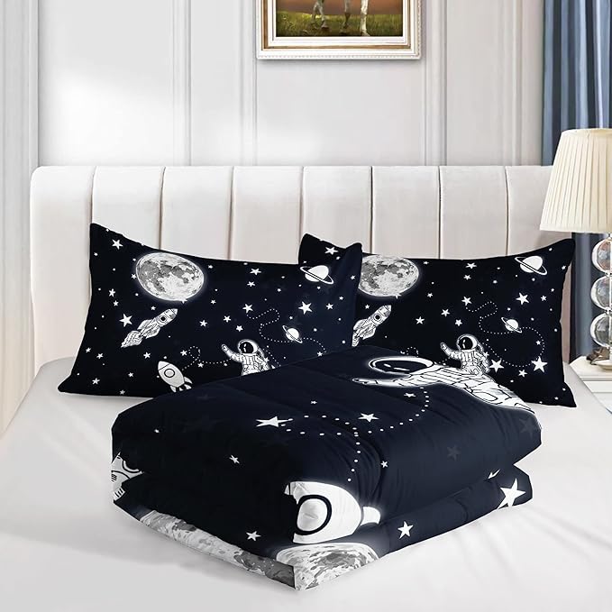 Datura home Kids Comforter Set Astronaut Space Rocket Printed Pattern Quilt Bedding Set with 1 Comforter and 2 Pillowcases for Girls Bedroom All Season(Space Rocket Full), Full 80x90inches - LeafyLoom