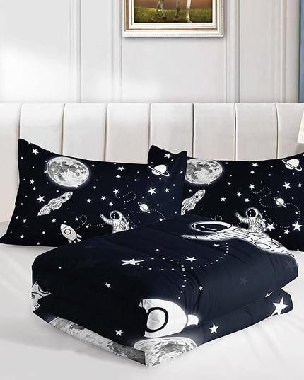 Datura home Kids Comforter Set Astronaut Space Rocket Printed Pattern Quilt Bedding Set with 1 Comforter and 2 Pillowcases for Girls Bedroom All Season(Space Rocket Queen), Queen 90x90inches - LeafyLoom
