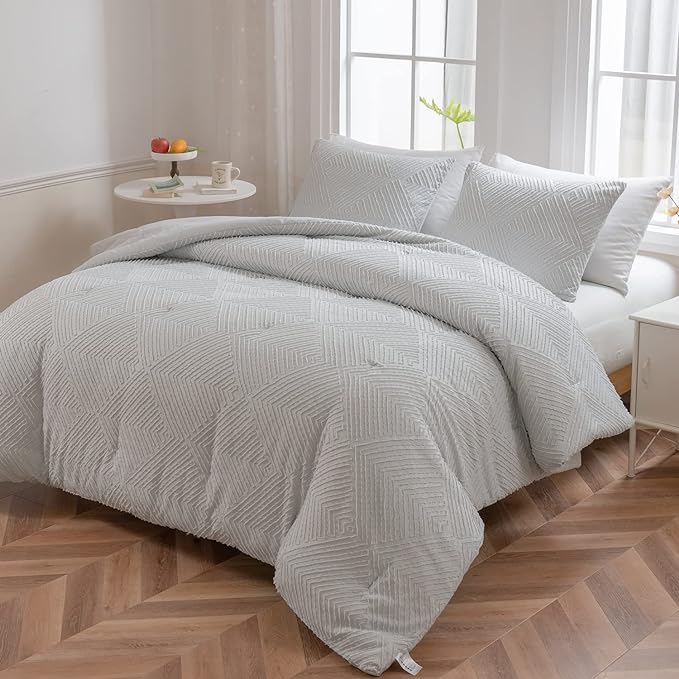 King Size Comforter Set Light Grey, Shabby Chic Tufted Design Boho Bedding Comforter Sets 3 Pieces (1 Comforter, 2 Pillowcases) - LeafyLoom