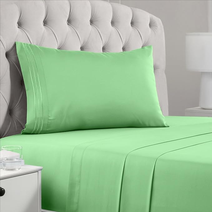 Mellanni Twin Sheets Set - 3 PC Iconic Collection Bedding Sheets & Pillowcases - Hotel Luxury, Extra Soft, Cooling Bed Sheets - Deep Pocket up to 16 inch (Twin, Pistachio) - LeafyLoom