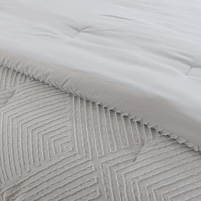 Full Comforter Set, Tufted Light Grey Comforter Set Full, Boho Bedding Comforter Sets Extra Fluffy, Ideal for All Seasons 3 Pieces (1 Comforter, 2 Pillowcases) - LeafyLoom