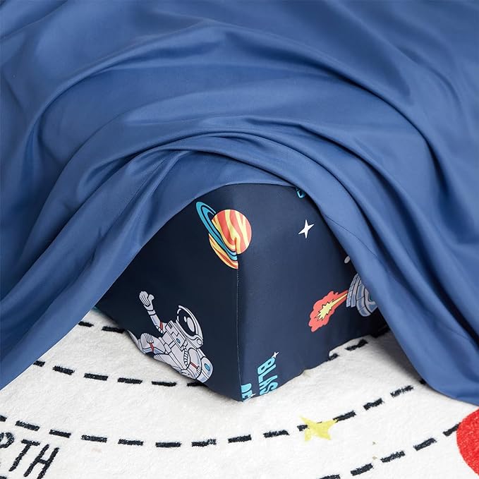 beeweed 5 Piece Kid Comforter Set Twin Size, Space Rocket & Astronaut Bedding Set for Teen Boys Girls - LeafyLoom