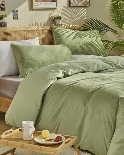 Wellboo Sage Green Velvet Comforter Sets California King Light Green Fluffy Bedding Cal King Solid Color Flannel Quilt Women Men Grass Green Comforters Micromink Sherpa Fuzzy Warm Plush Bedding Soft - LeafyLoom