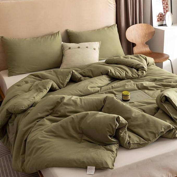 ROSGONIA Queen Comforter Set Olive Green, 3pcs Bedding Sets Queen (1 Boho Olive Comforter & 2 Pillowcases), All Season Lightweight Blanket Quilt - LeafyLoom