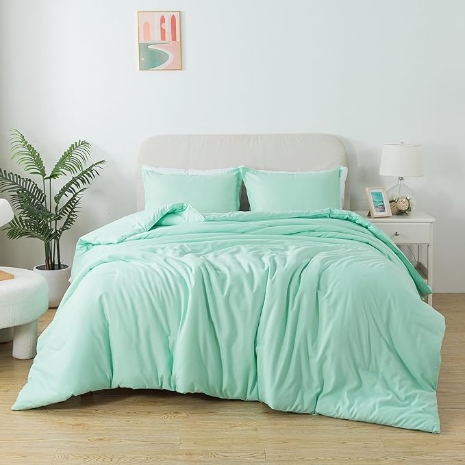 Sage Green Comforter Set King Size, Solid Lightweight Skin-Friendly Boho Bedding Set & Collections, Breathable Fluffy Microfiber 3 PCS (104"x90") Comforter Set for All Seasons - LeafyLoom