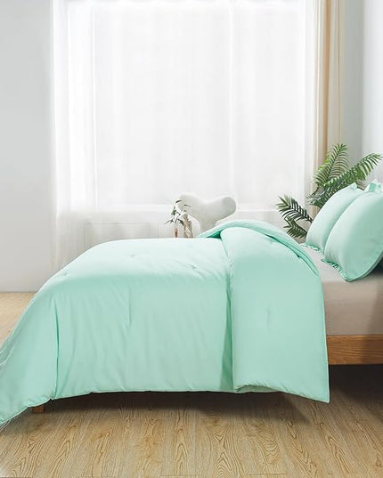 Full Size Sage Green Comforter Set, Solid Lightweight Down Alternative Soft Boho Bedding Comforter Set, Fluffy Microfiber Skin-Friendly Comforter for All Seasons with Pillowcases - LeafyLoom