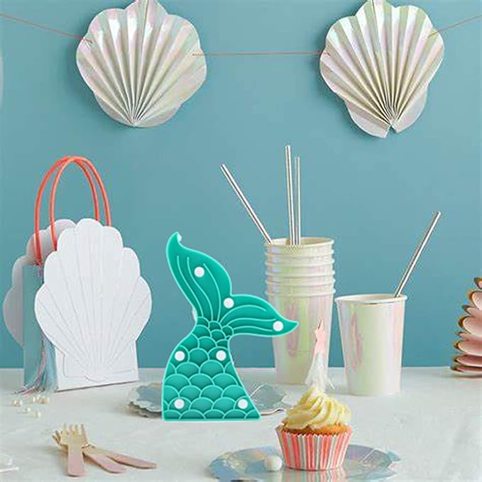 Cute Mermaid Tail Night Light, Mermaid Party Supplies, Mermaid Birthday Party Decorations, Mermaid Lamp, Battery Operated Led Light, Mermaid Bedroom Decor for Girls（Green） - LeafyLoom