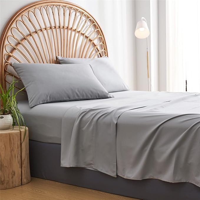 KAKIJUMN Grey 7-Piece Bohemian Geometric Tufted Comforter Set, All Season Microfiber Bedding Set(Queen) - LeafyLoom