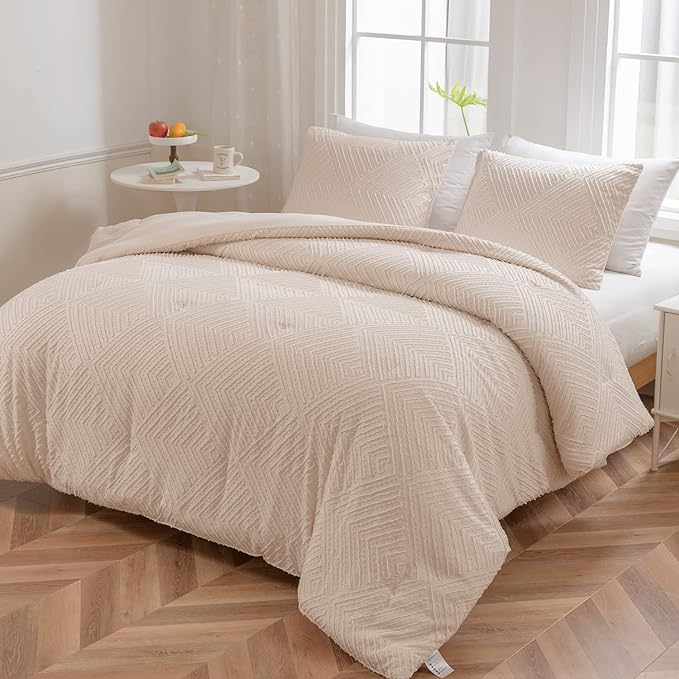Full Comforter Set, Tufted Cream Comforter Set Full, Boho Bedding Comforter Sets Extra Fluffy, Ideal for All Seasons 3 Pieces (1 Comforter, 2 Pillowcases) - LeafyLoom