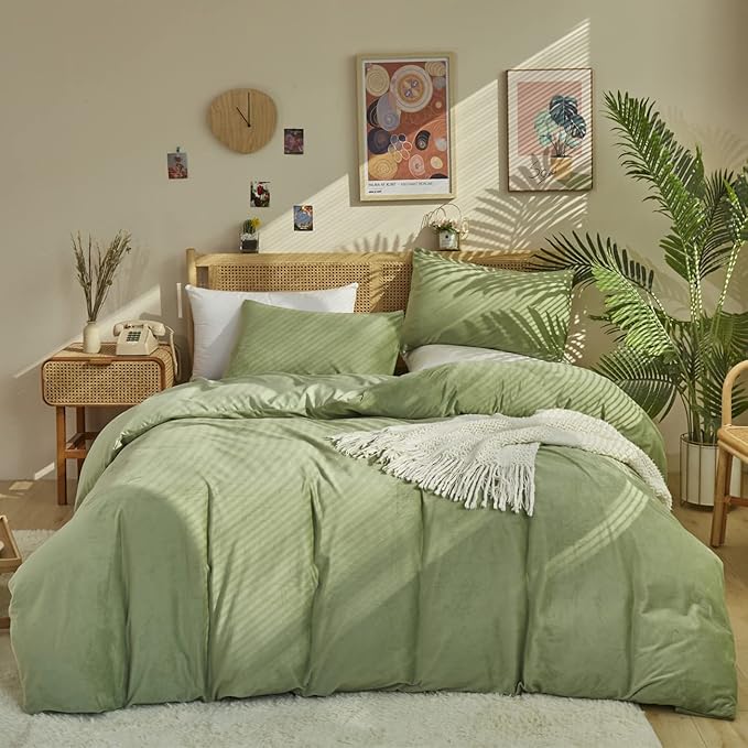 Sage Velvet Comforter Sets Solid Sage Green Flannel Bedding Set Cal King Women 3 Pieces Sage Green Velvet Blanket Winter Bedding Set Men Sage Green Flannel Bed Comforter Set Cal King Bedding - LeafyLoom