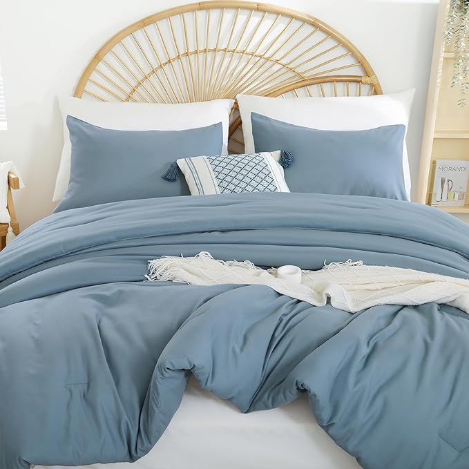Dusty Blue Comforter Set King Size - 3 Pieces Lightweight Solid Grayish Blue Bedding Comforter Set - All Season Fluffy Microfiber Bed Set (1 Comforter, 2 Pillowcases) - LeafyLoom