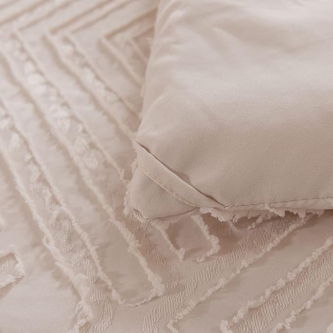 Full Comforter Set, Tufted Cream Comforter Set Full, Boho Bedding Comforter Sets Extra Fluffy, Ideal for All Seasons 3 Pieces (1 Comforter, 2 Pillowcases) - LeafyLoom