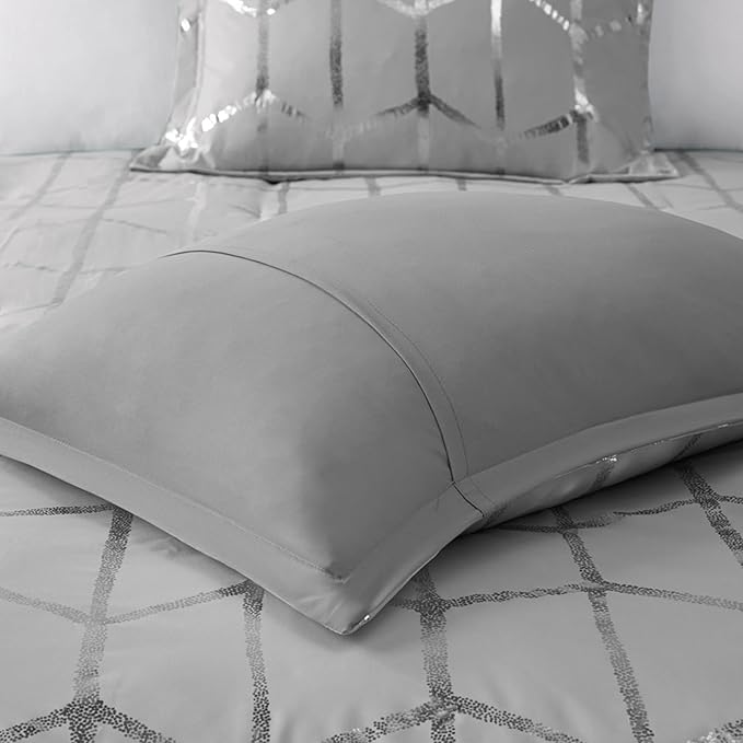 Intelligent Design Raina Twin / Twin XL Comforter Set, Soft Microfiber Comforter Set Twin, Modern Geometric Metallic Bed Set, 4 Pieces College Bedding Comforter Set with 1 Sham, 2 Toss Pillows Grey - LeafyLoom