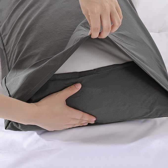 ROSGONIA Queen Comforter Set Charcoal Grey, 3pcs (1 Boho Dark Gray Comforter & 2 Pillowcases) All Season Soft Bedding Lightweight Bedspread Blanket Quilt - LeafyLoom