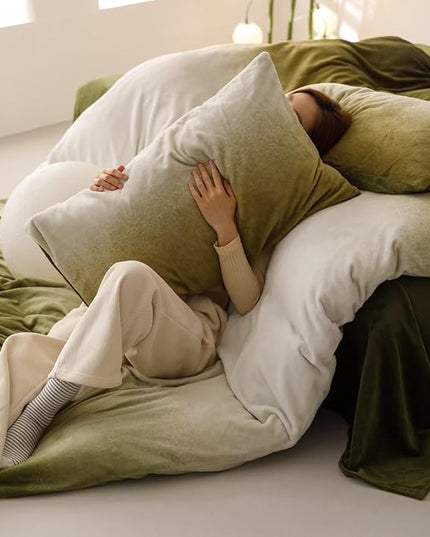 Green White Comforter Set Velvet California King Gradient Olive Green Bedding Comforter Women Plain White Army Green Gradient Soft Flannel Dark Green Comforter Warm Cal King Bed Comforter - LeafyLoom