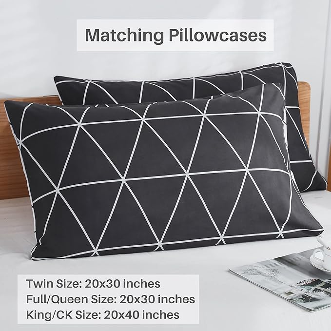 Black & White Comforter Bed in a Bag King for Kids Adults, 3Pcs Reversible Geometric Bedding Set with 2 Pillow Shams for All Seasons (King,104x90inches) - LeafyLoom