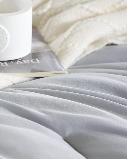 Light Grey Comforter Set King Size - 3 Pieces Lightweight Grey Solid Bedding Set - All Season Fluffy Microfiber Bed Set (1 Comforter, 2 Pillowcases) - LeafyLoom