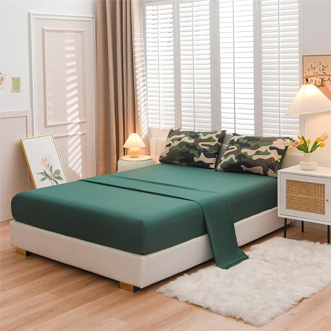 Meeting Story Camouflage Bedding Set, Green Camouflage Comforter Set, 5 PCS One Comforter and Two Pillowases, All Season Soft Bedspread for Boys Teens Adults (Green, Twin 5Pcs) - LeafyLoom