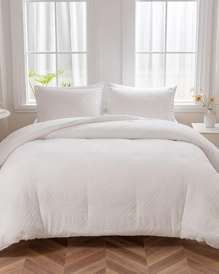 White California King Comforter Set, Tufted Boho Bedding Comforter Sets Extra Soft and Fluffy, Ideal for All Seasons 3 Pieces (1 Comforter, 2 Pillowcases) - LeafyLoom
