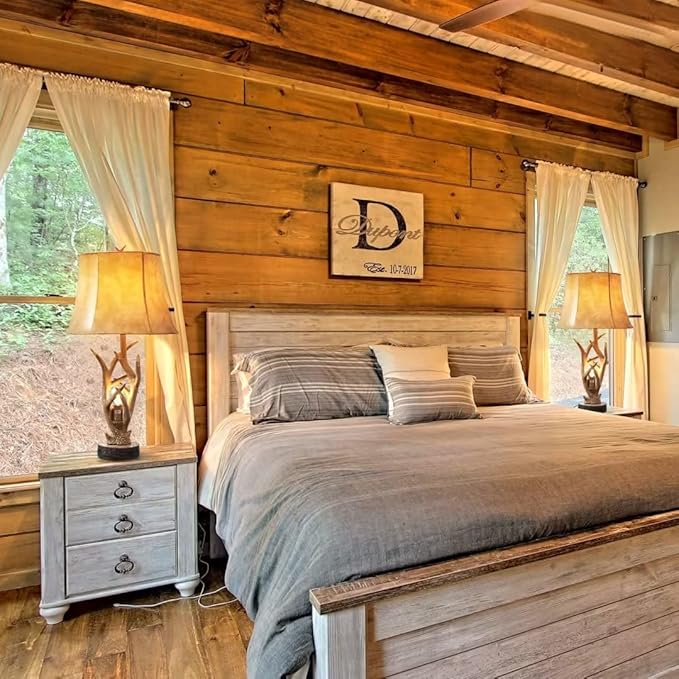 Dungoo Rustic Western Deer Table Lamps with Nightlight Set of 2, 26" Rustic Bedside Lamps for Bedroom with 2 USB Ports, Natural Antler Table Lamp for Christmas Living Room Gift Foyer Office - LeafyLoom