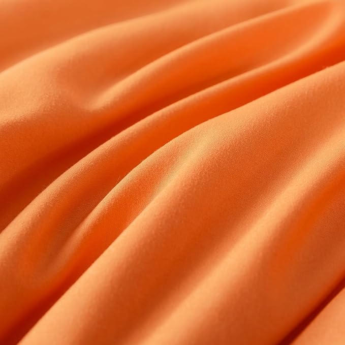 Full Size Burnt Orange Comforter Set, Solid Terracotta Down Alternative Soft Boho Bedding Comforter Set, Breathable Fluffy Microfiber Rust Comforter for All Seasons with Pillowcases - LeafyLoom