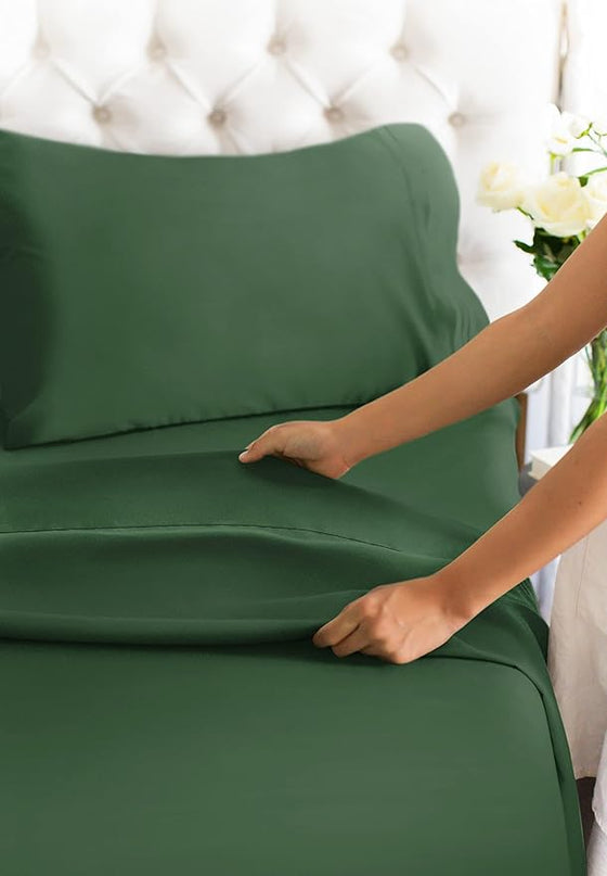 Twin Size 3 Piece Sheet Set - Comfy Breathable & Cooling Sheets - Hotel Luxury Bed Sheets for Women & Men - Deep Pockets, Easy-Fit, Soft & Wrinkle Free Sheets - Emerald Green Oeko-Tex Bed Sheet Set - LeafyLoom