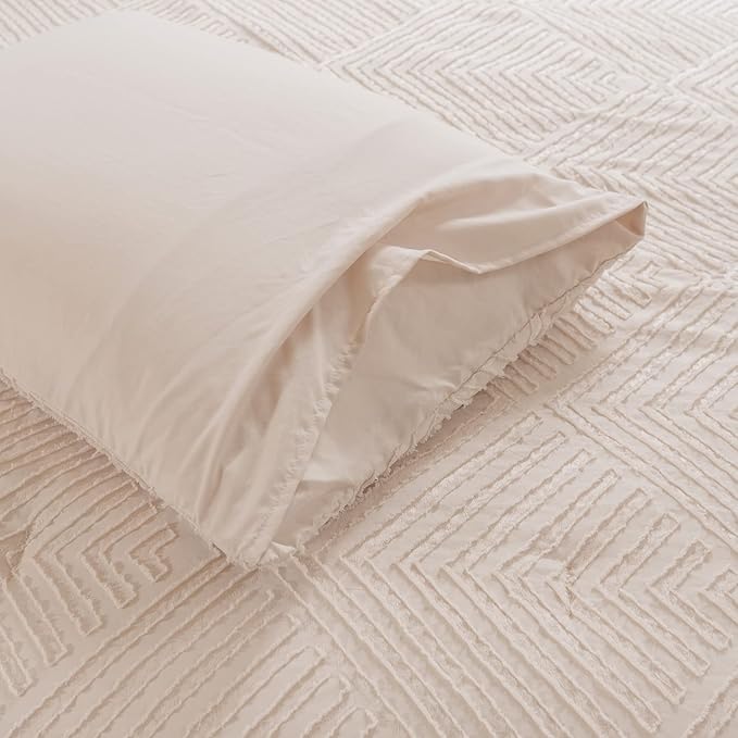 Full Comforter Set, Tufted Cream Comforter Set Full, Boho Bedding Comforter Sets Extra Fluffy, Ideal for All Seasons 3 Pieces (1 Comforter, 2 Pillowcases) - LeafyLoom