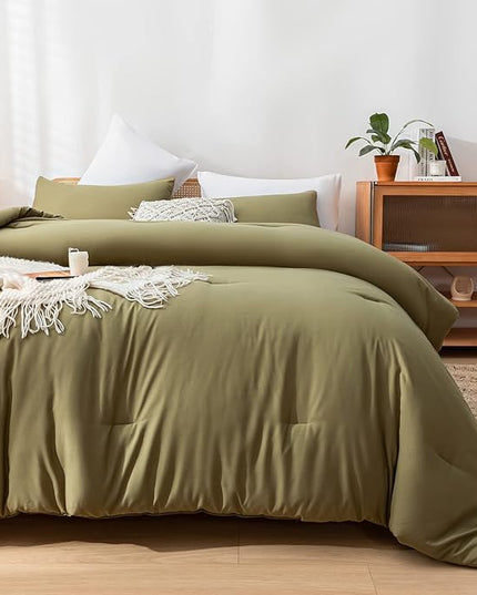 Olive Green Queen Comforter Set 3PCS Farmhouse Bed Comforter Set Queen Size Soft Lightweight Down Alternative Microfiber Comforter for All Season (1 Comforter, 2 Pillowcases) - LeafyLoom