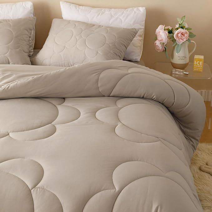 Khaki Flower Comforter King Light Champagne Sunflower Print Bed King Comforter 3 PCs Light Champagne Floral Comforter for Women Girls Bedroom Decor All Season Hotel Quality Comforter Set - LeafyLoom