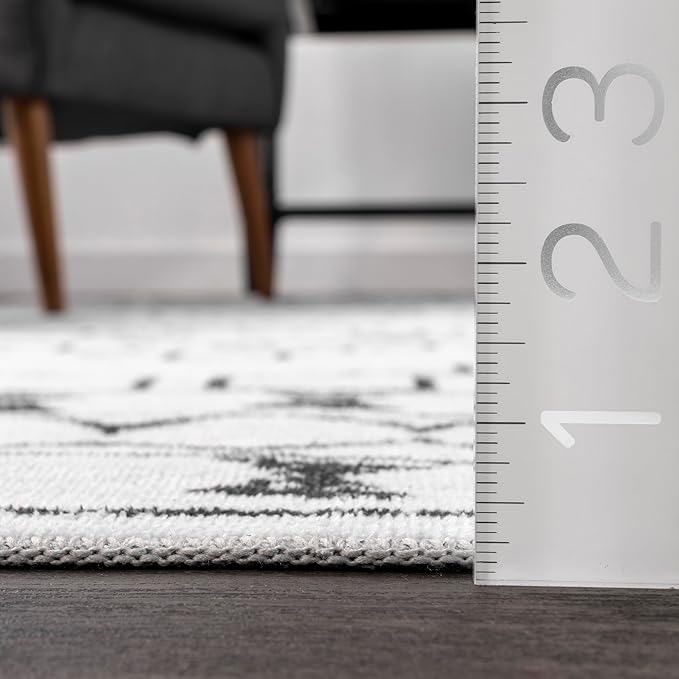 nuLOOM Noa Machine Washable Tribal Moroccan Ultra Thin Area Rug, 4x6, Ivory - LeafyLoom