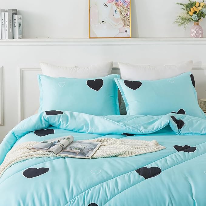 Love Pattern Girls Comforter Set Full Size, Sky Blue Cute Love Heart Print Comforter Bedding Set for All Seasons, Geometric Soft Microfiber 3 Pieces Comforter Set with Pillowcases - LeafyLoom