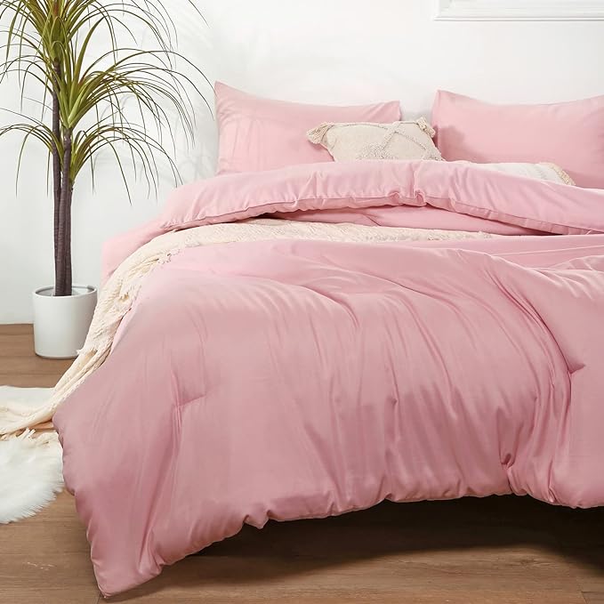 ROSGONIA Pink Comforter Set Queen, 3pcs (1 Boho Pink Comforter & 2 Pillowcases) All Season Bedding Comforters Lightweight Bedspread Blanket Quilt - LeafyLoom