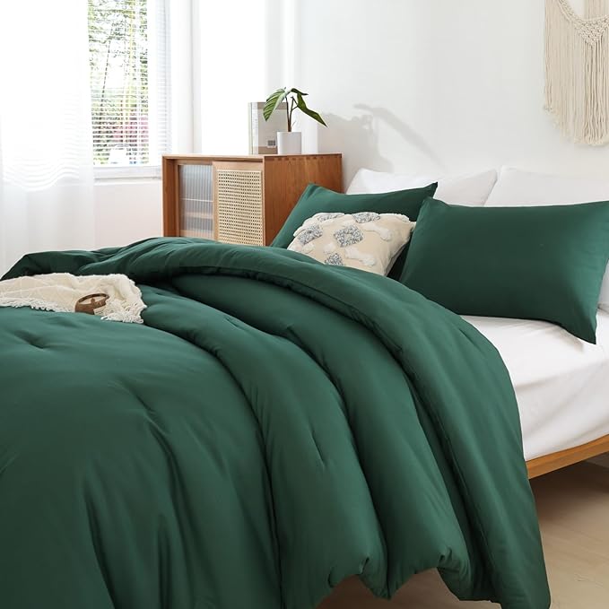 ROSGONIA King Size Comforter Set Emerald Green, 3pcs (1 Boho Dark Forest Comforter & 2 Pillowcases), All Season Blanket Lightweight Bedspreads Quilt - LeafyLoom