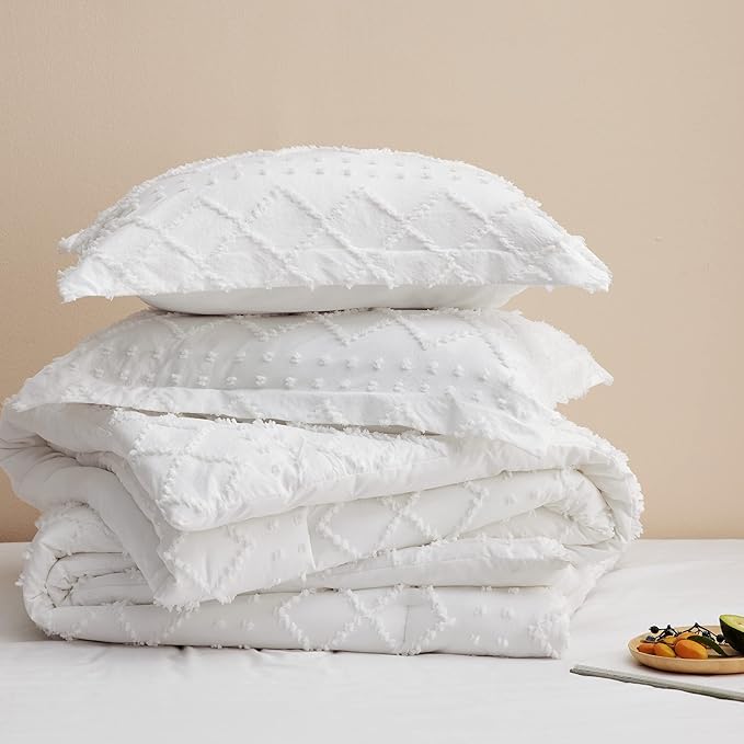 Bedsure California King Comforter Set - White Comforter, Boho Tufted Shabby Chic Bedding Comforter Set, 3 Pieces Farmhouse Bed Set for All Seasons, Fluffy Soft Bedding Set with 2 Pillow Shams - LeafyLoom