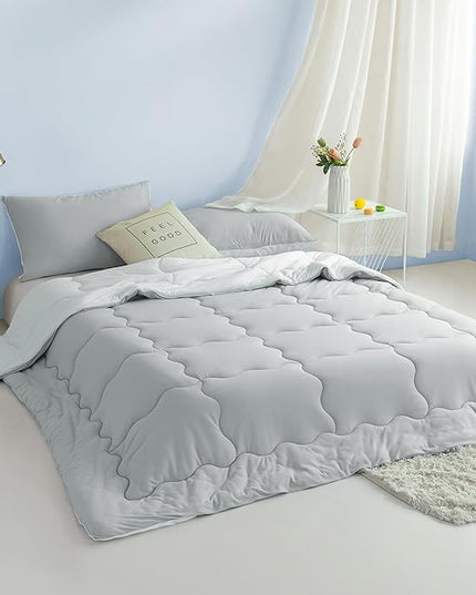 COTTEBED Reversible Comforter Sets KING Size Bed, Jersey Knit T-Shirt Feel Bedding Down Comforters Quilt & Pillowcase -Super Soft Cozy Lightweight All Season (Light Grey and White California Cal/King) - LeafyLoom