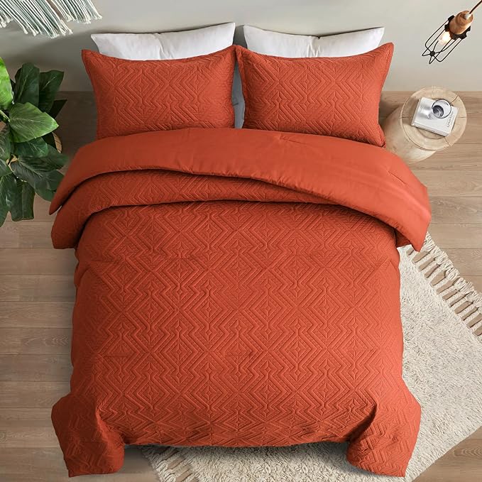 WONGS BEDDING Burnt Orange Comforter Set Queen Size(90“×90”), Terracotta Boho Geometric Textured Bedding Comforter Sets - 3 Pieces Soft Microfiber Ultrasonic Bedding with 2 Pillowcases - LeafyLoom