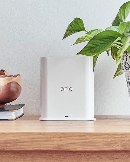 Arlo Ultra SmartHub - Arlo Certified Accessory -Connects Arlo Cameras to Wi-Fi, Works with Arlo Ultra 2, Ultra, Pro 5S 2K, Pro 4, Pro 3, Pro 2, Floodlight, Essential & Video Doorbell Cameras - VMB5000 Arlo