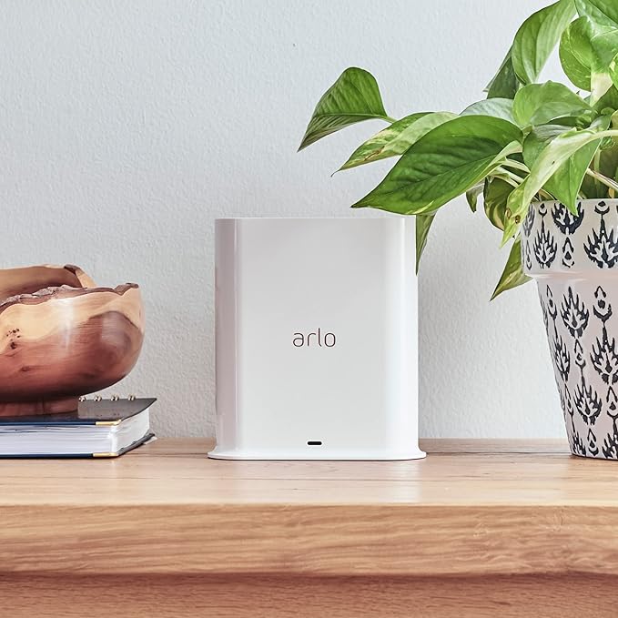 Arlo Ultra SmartHub - Arlo Certified Accessory -Connects Arlo Cameras to Wi-Fi, Works with Arlo Ultra 2, Ultra, Pro 5S 2K, Pro 4, Pro 3, Pro 2, Floodlight, Essential & Video Doorbell Cameras - VMB5000 Arlo