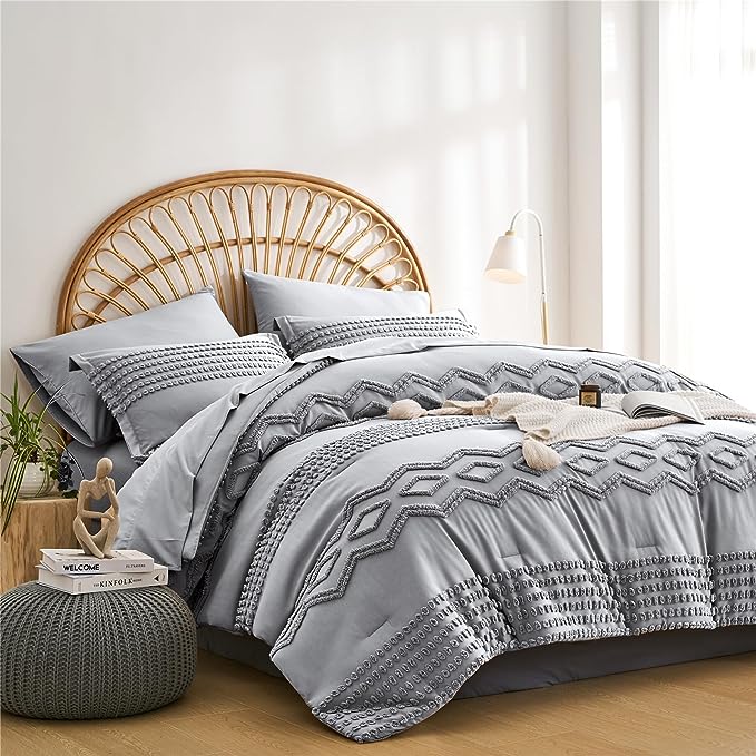 KAKIJUMN Grey 7-Piece Bohemian Geometric Tufted Comforter Set, All Season Microfiber Bedding Set(Queen) - LeafyLoom