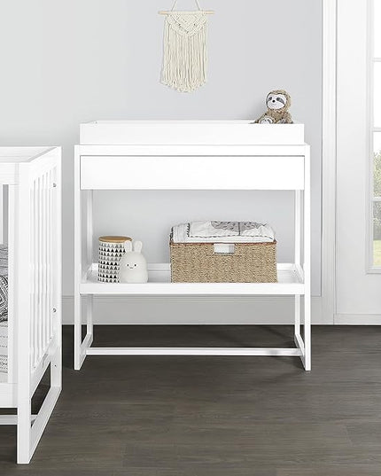 Arlo Changing Table in White, Made of Solid New Zealand Pinewood, Non-Toxic Finish, Comes with Water Resistant Mattress Pad & Safety Strap - LeafyLoom