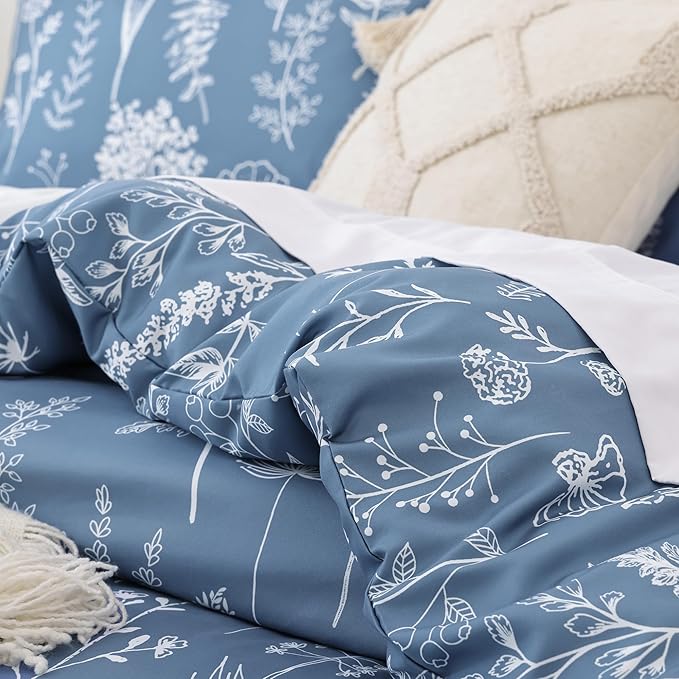 JANZAA Comforters Queen Size Queen Comforter Blue Bedding Cute Floral Bed Set, Lightweight Soft Botanical Flower Comforter and 2 Pillow Cases All Season - LeafyLoom