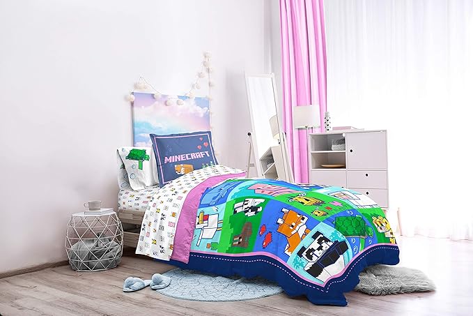 Jay Franco Minecraft Animal Patch 5 Piece Twin Bed Set - Includes Comforter & Sheet Set Bedding - Super Soft Fade Resistant Microfiber (Official Minecraft Product) - LeafyLoom