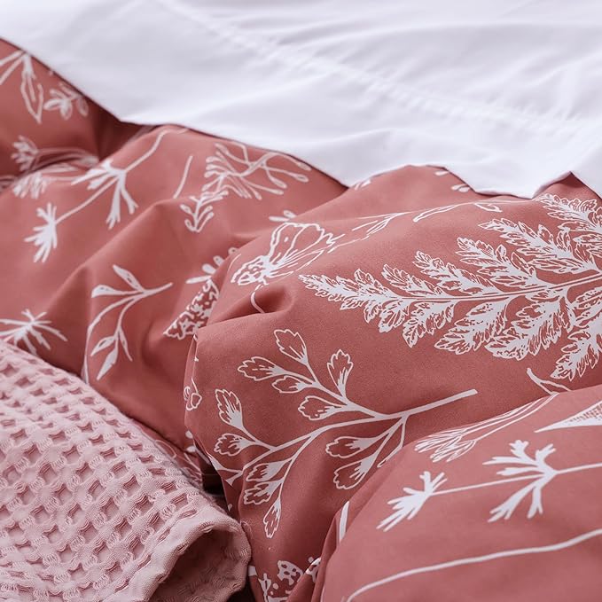 JANZAA Queen Comforter Comforters Queen Size GrayishPink Bedding Cute Floral Bed Set, Lightweight Soft Botanical Flower Comforter and 2 Pillow Cases All Season - LeafyLoom